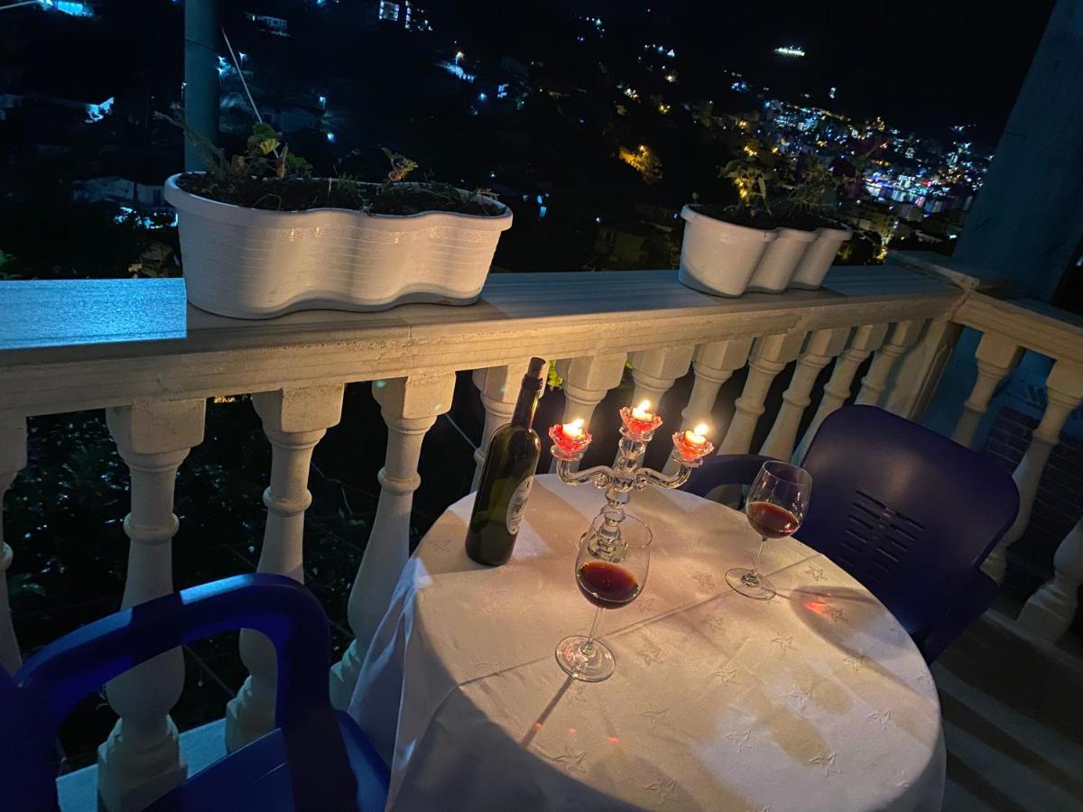 Vila Sinani Sarandë 외부 사진