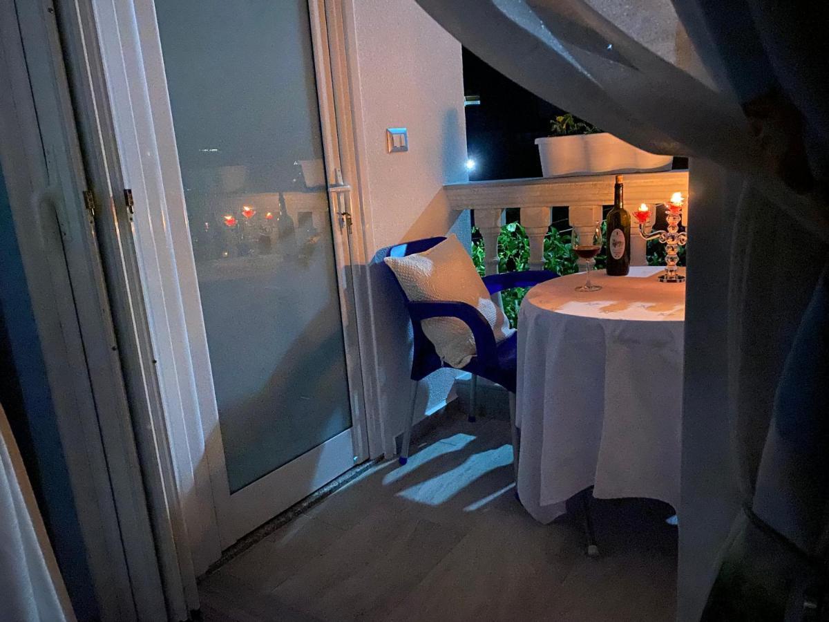 Vila Sinani Sarandë 외부 사진