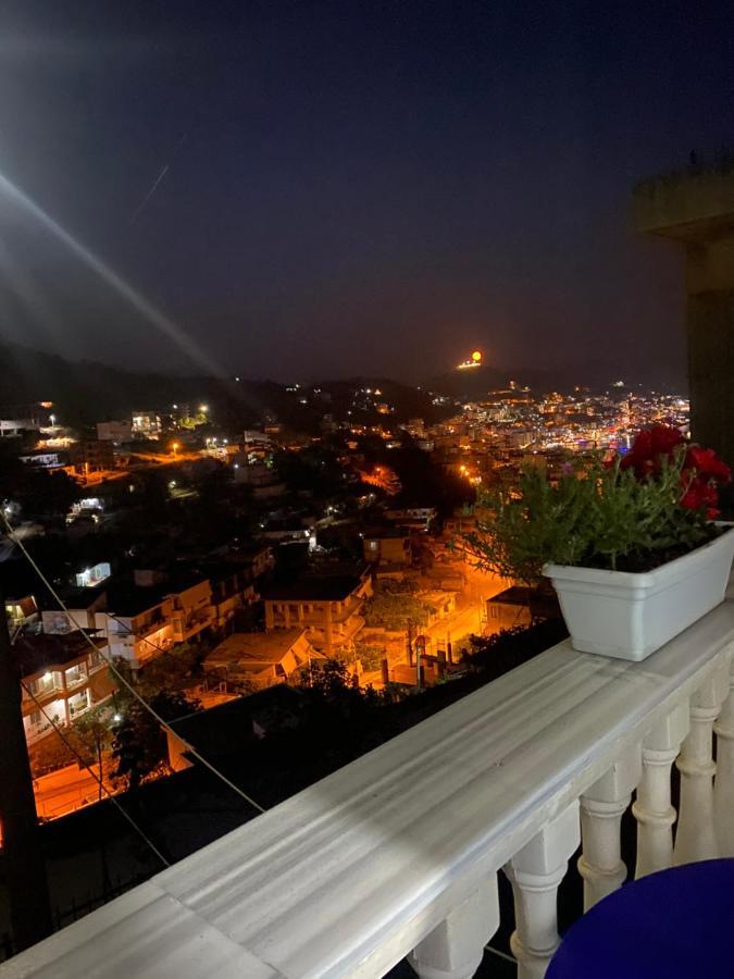 Vila Sinani Sarandë 외부 사진