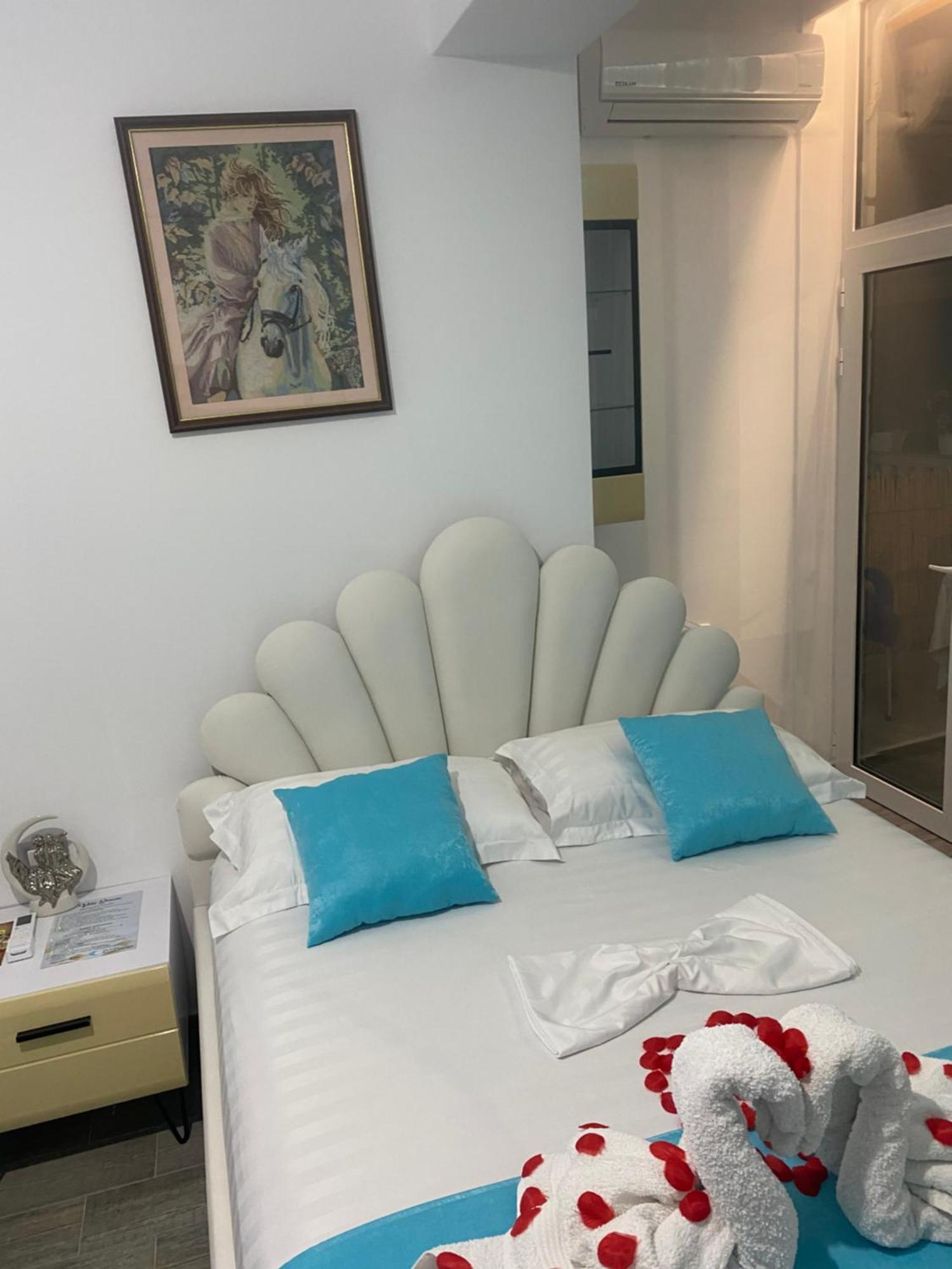 Vila Sinani Sarandë 외부 사진